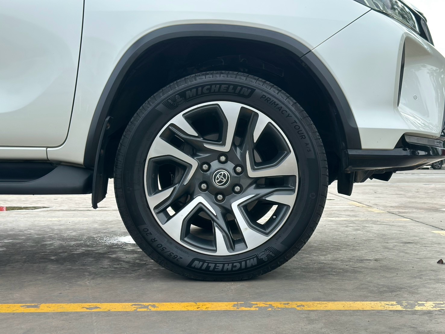 Toyota fortuner 2.4 รุ่น Legender ปี 2022 รูปที่ 12