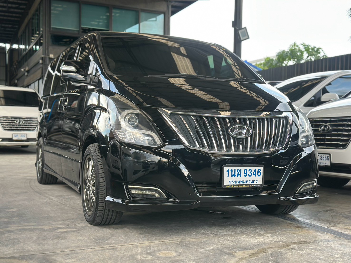Hyundai H-1 2.5 รุ่น Deluxe ปี 2016 รูปที่ 3