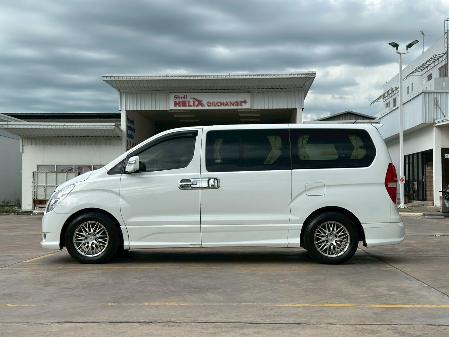 Hyundai Grand starex Premium 2.5 ปี 2017 รูปที่ 4
