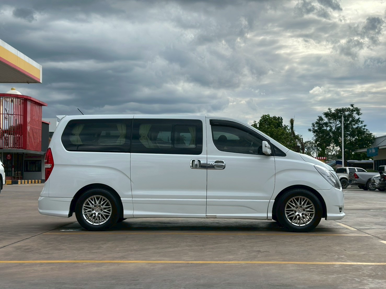 Hyundai Grand starex Premium 2.5 ปี 2017 รูปที่ 5