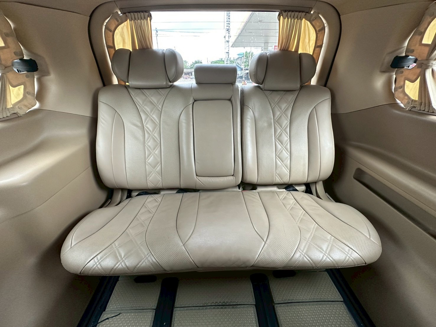Hyundai Grand starex Premium 2.5 ปี 2017 รูปที่ 18