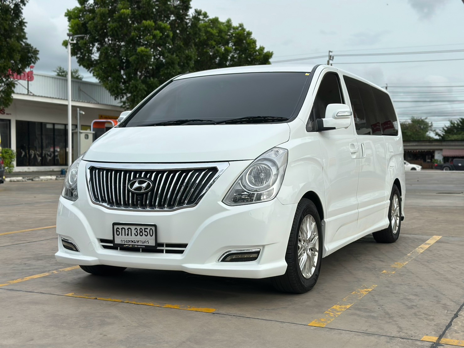 🚐✨Hyundai Grand Starex 2.5 ปี 2017 VIP 7 ที่นั่ง✨🚐 รูปที่ 2