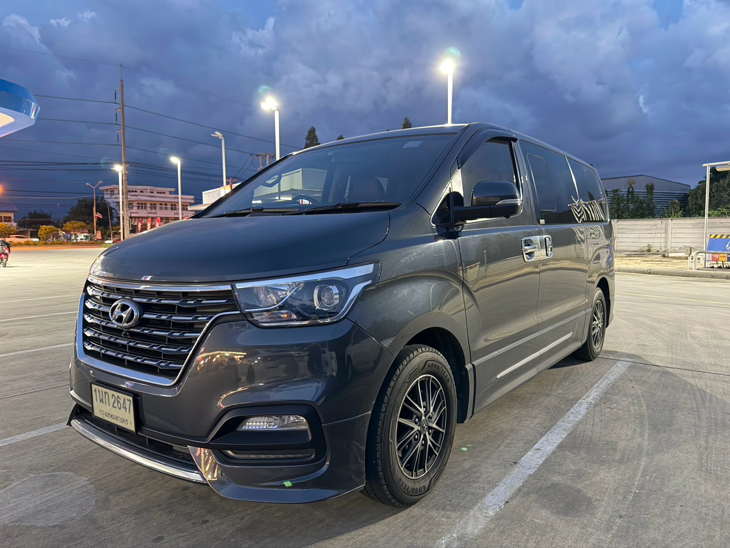 🚌 Hyundai H-1 2.5 รุ่น Elite ปี 2019 จด 2020 🚌 รูปที่ 2