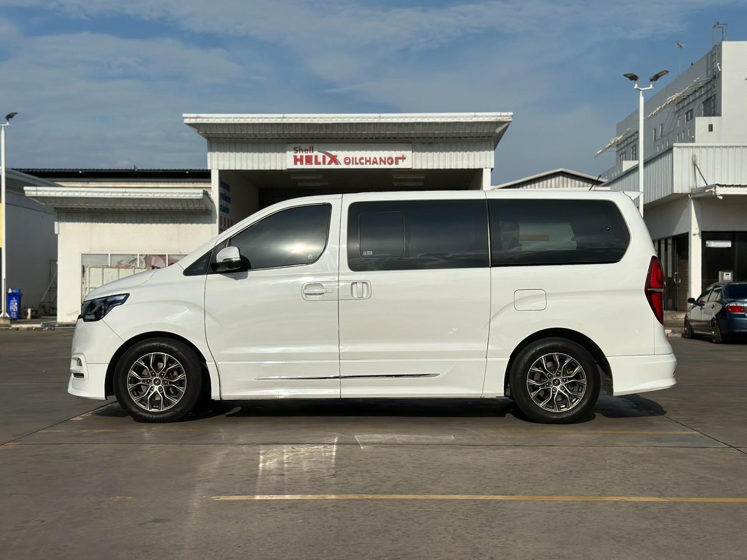 Hyundai Grand Starex vip 2.5 ปี 2020 จด 2021 VIP 7 ที่นั่ง รูปที่ 4