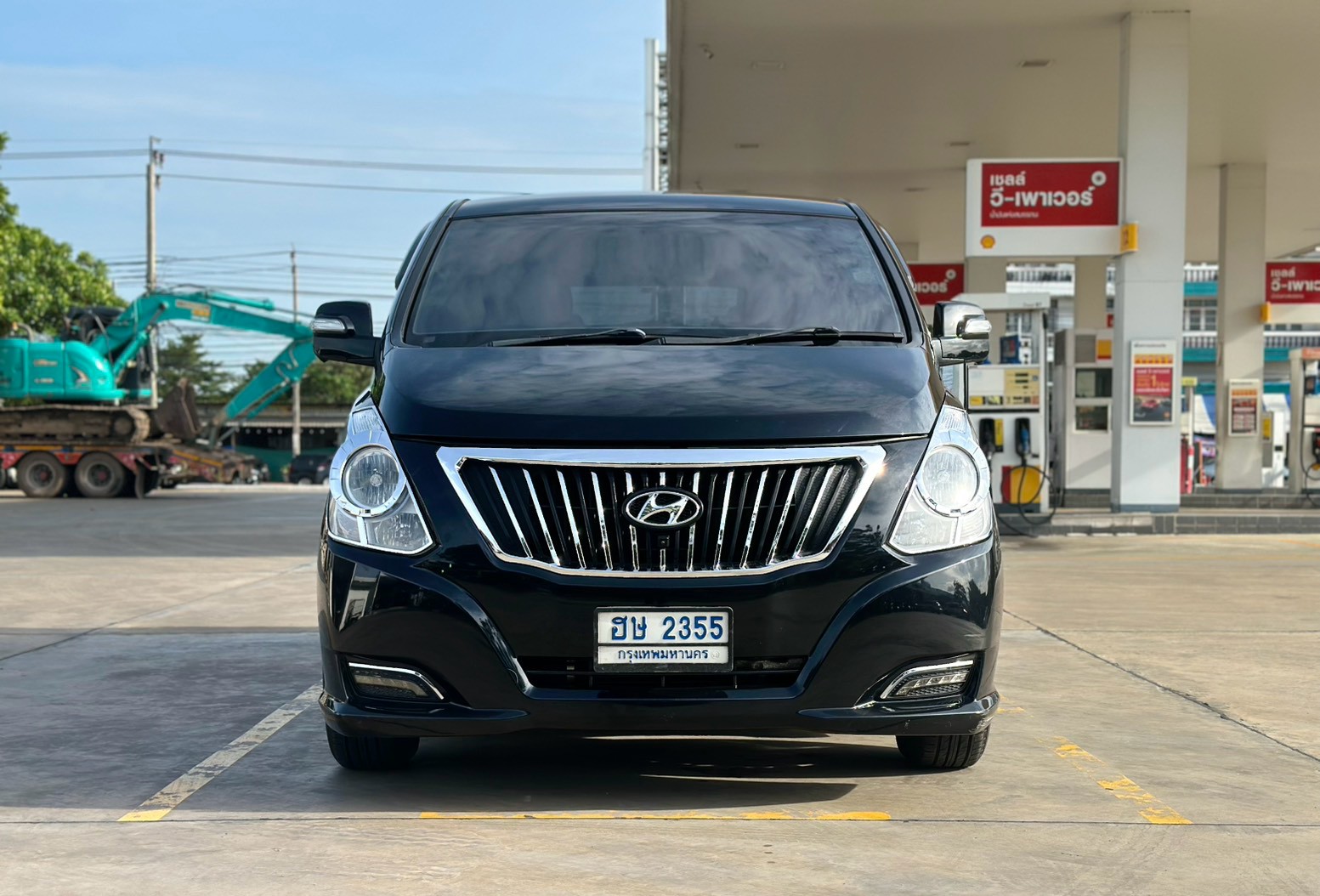 Hyundai H-1 2.5 รุ่น Deluxe ปี 2016 จด 2017 รูปที่ 1