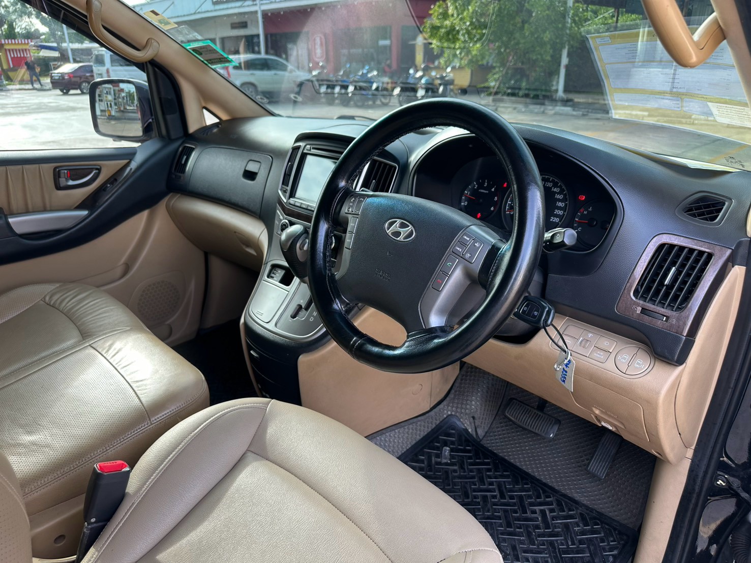 Hyundai H-1 2.5 รุ่น Deluxe ปี 2016 จด 2017 รูปที่ 10