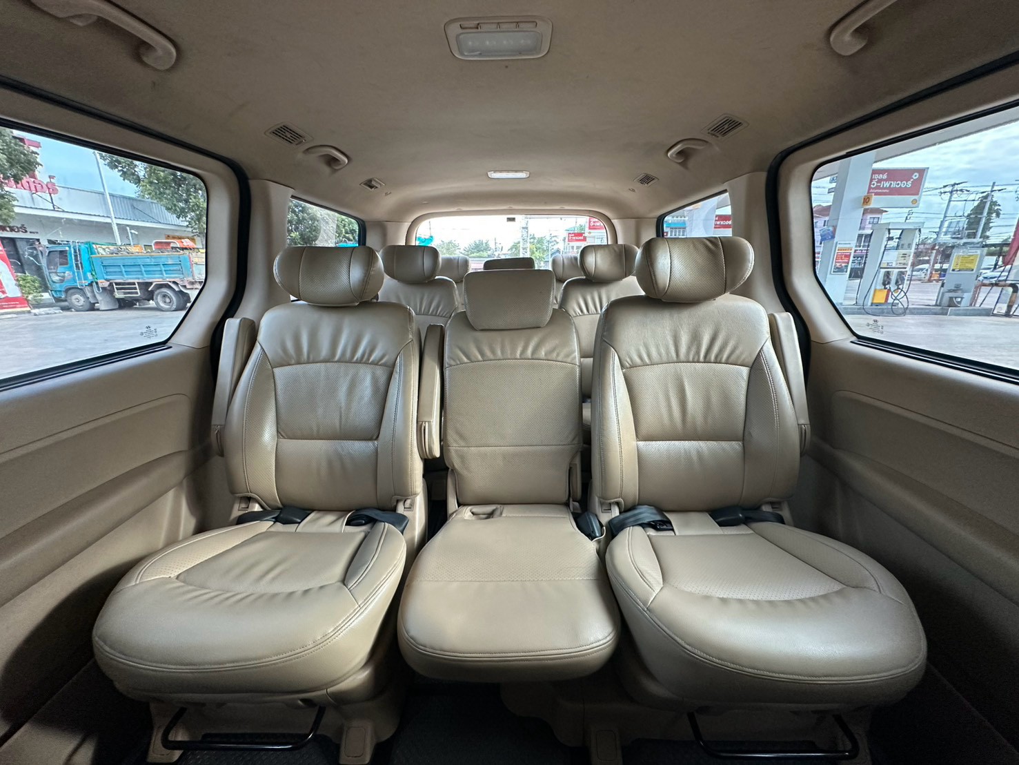Hyundai H-1 2.5 รุ่น Deluxe ปี 2016 จด 2017 รูปที่ 15