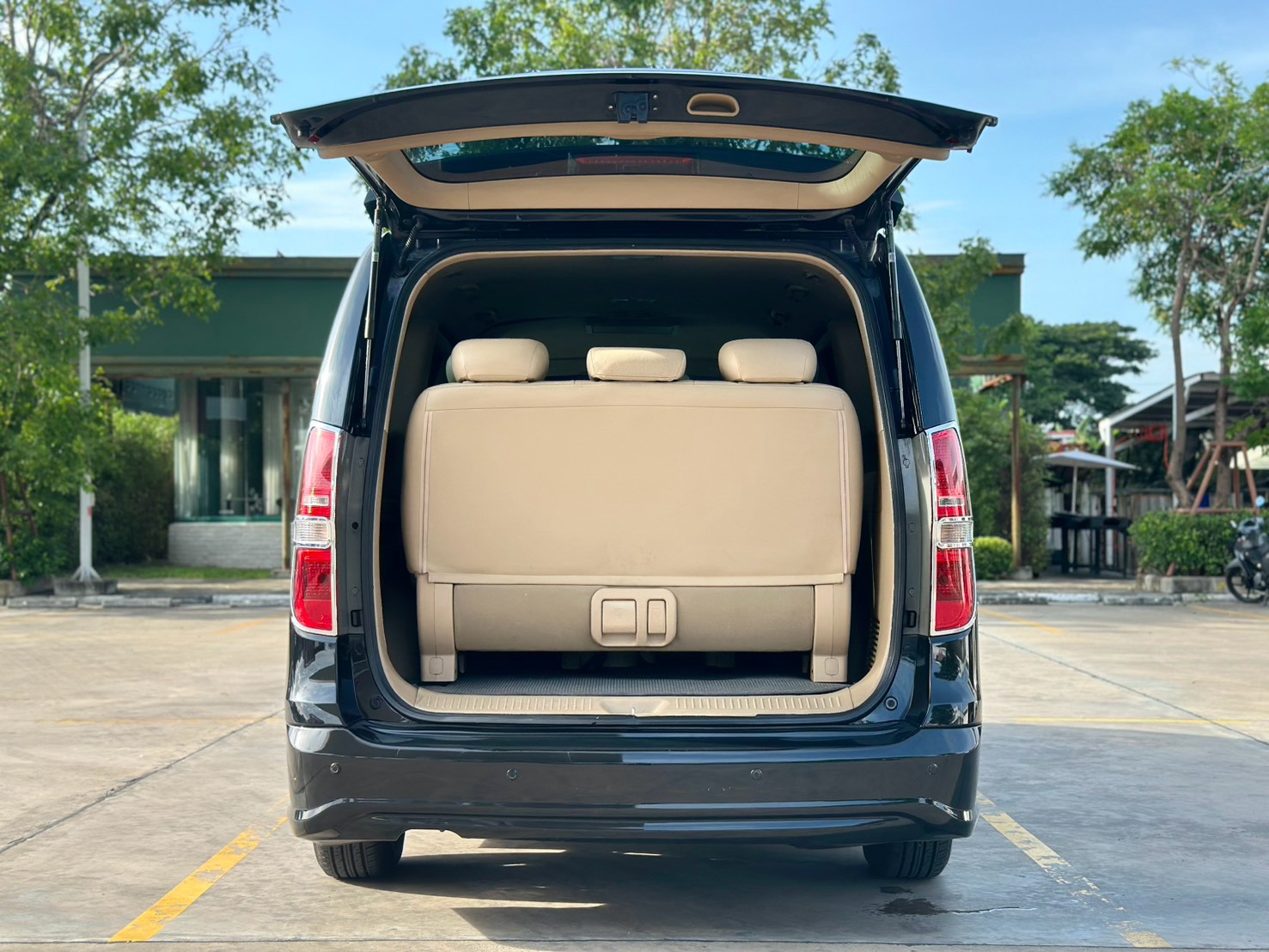 Hyundai H-1 2.5 รุ่น Deluxe ปี 2016 จด 2017 รูปที่ 7
