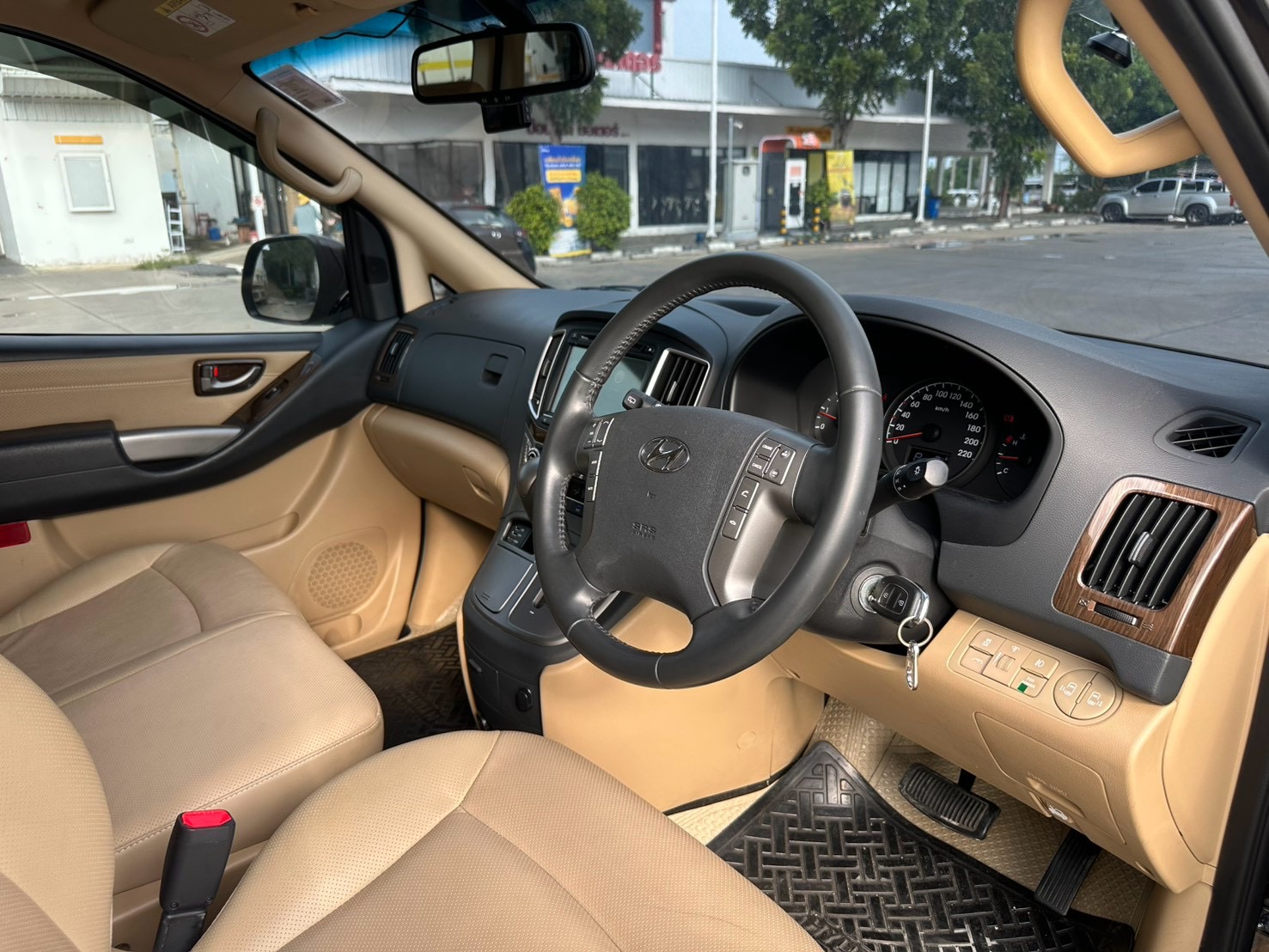 Hyundai H-1 Deluxe ปี 2019 รูปที่ 13
