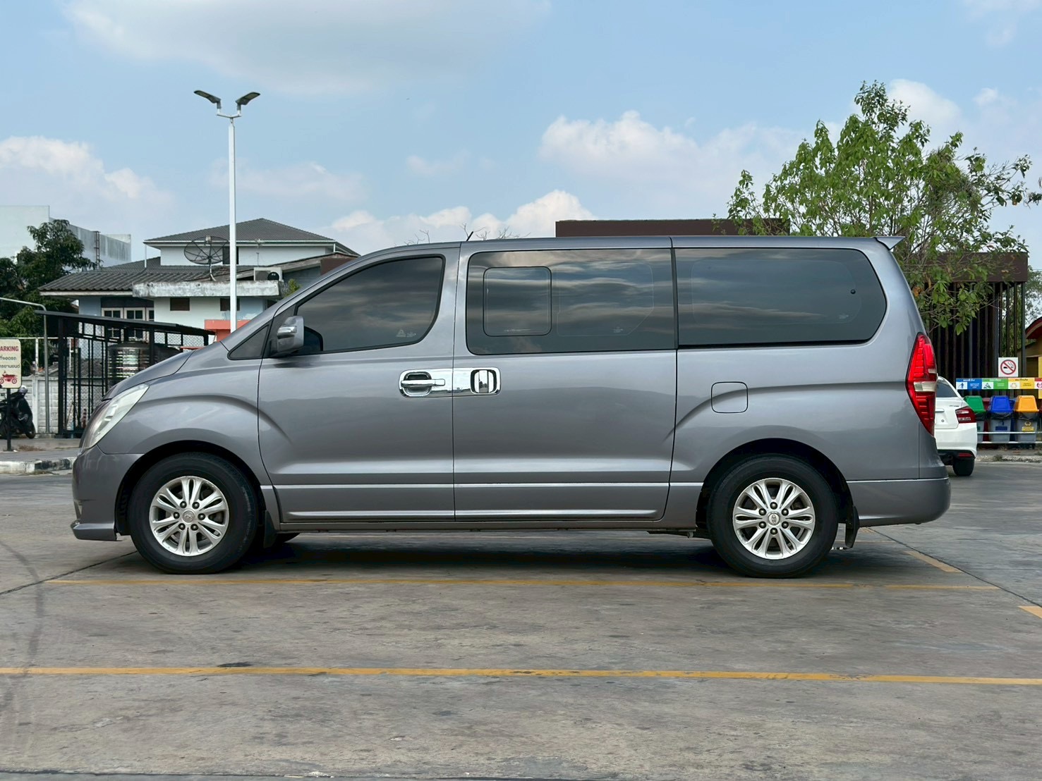Hyundai H-1 Deluxe ปี2011 รูปที่ 6