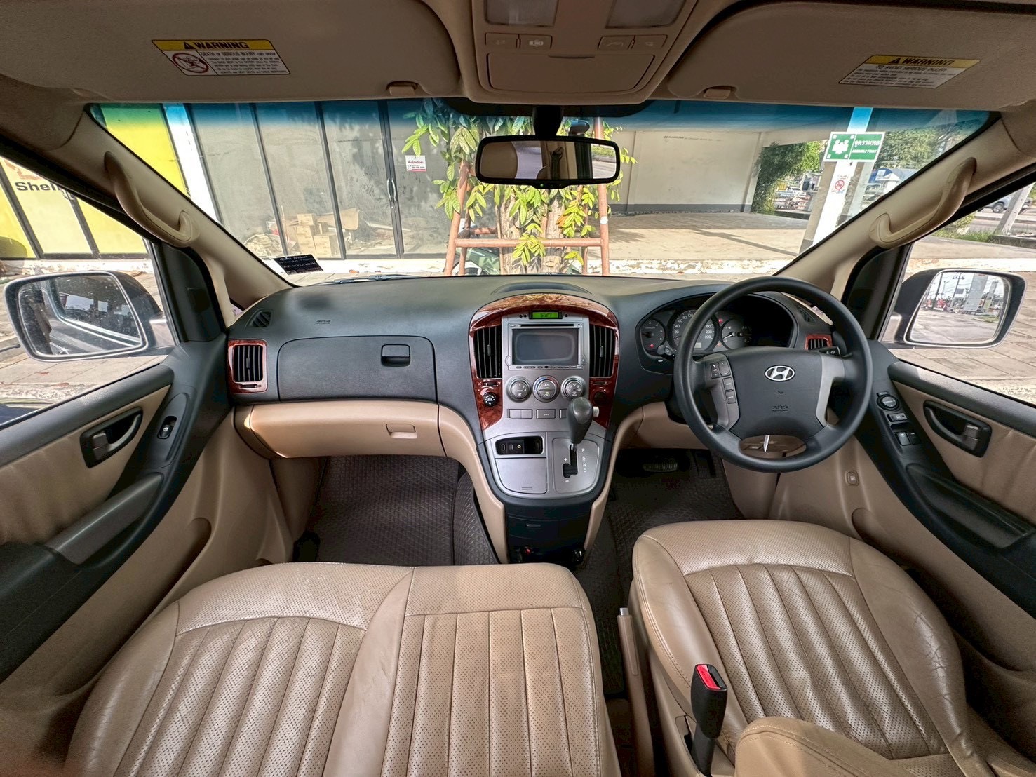 Hyundai H-1 Deluxe ปี2011 รูปที่ 11