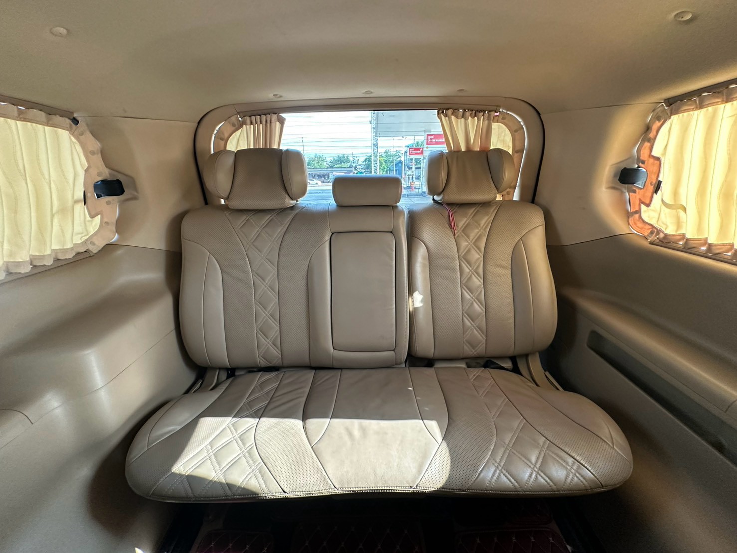 Hyundai starex premium 2.5 ปี 2017 VIP 7 ที่นั่ง รูปที่ 16