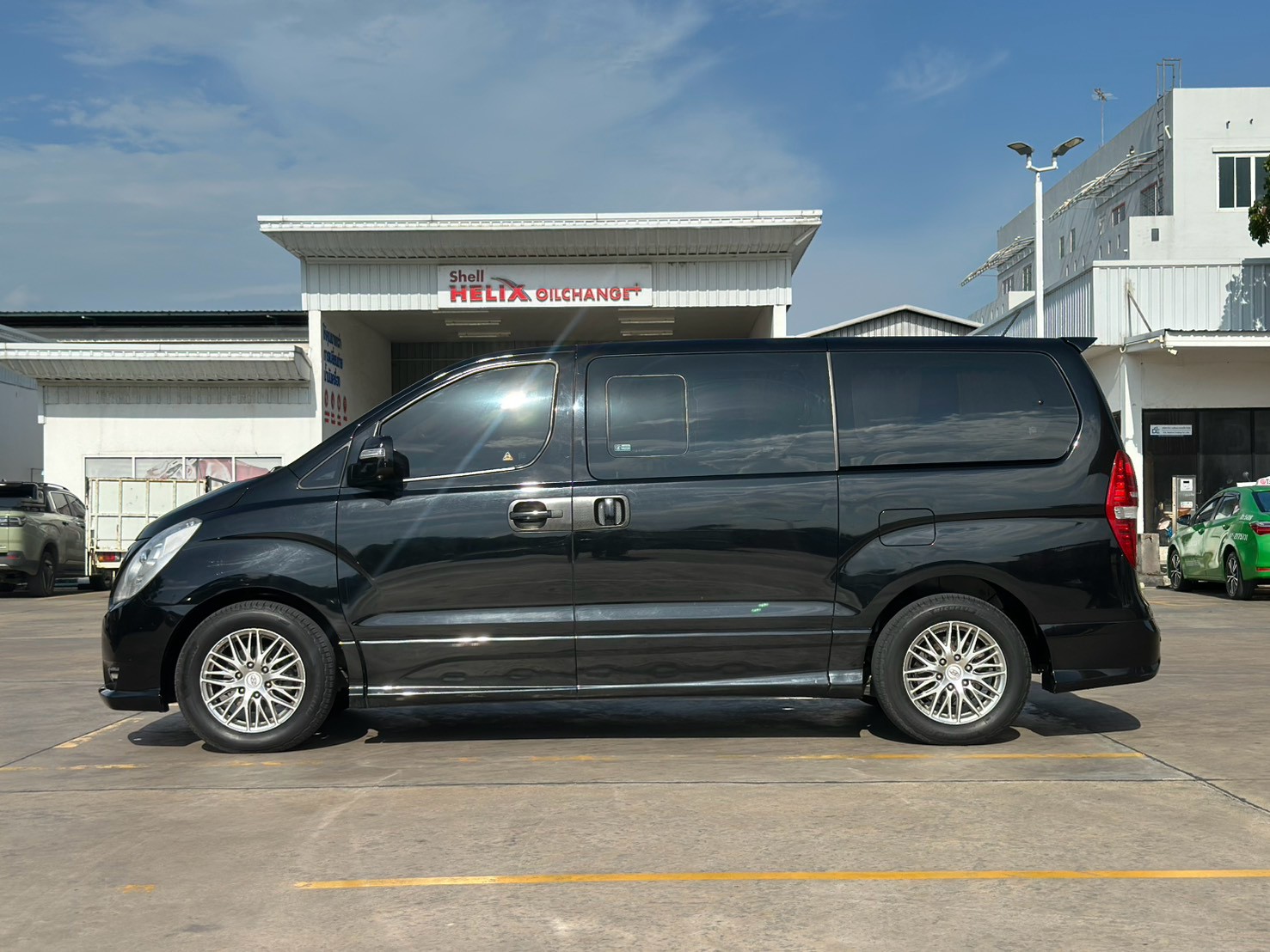 Hyundai starex premium 2.5 ปี 2017 VIP 7 ที่นั่ง รูปที่ 4