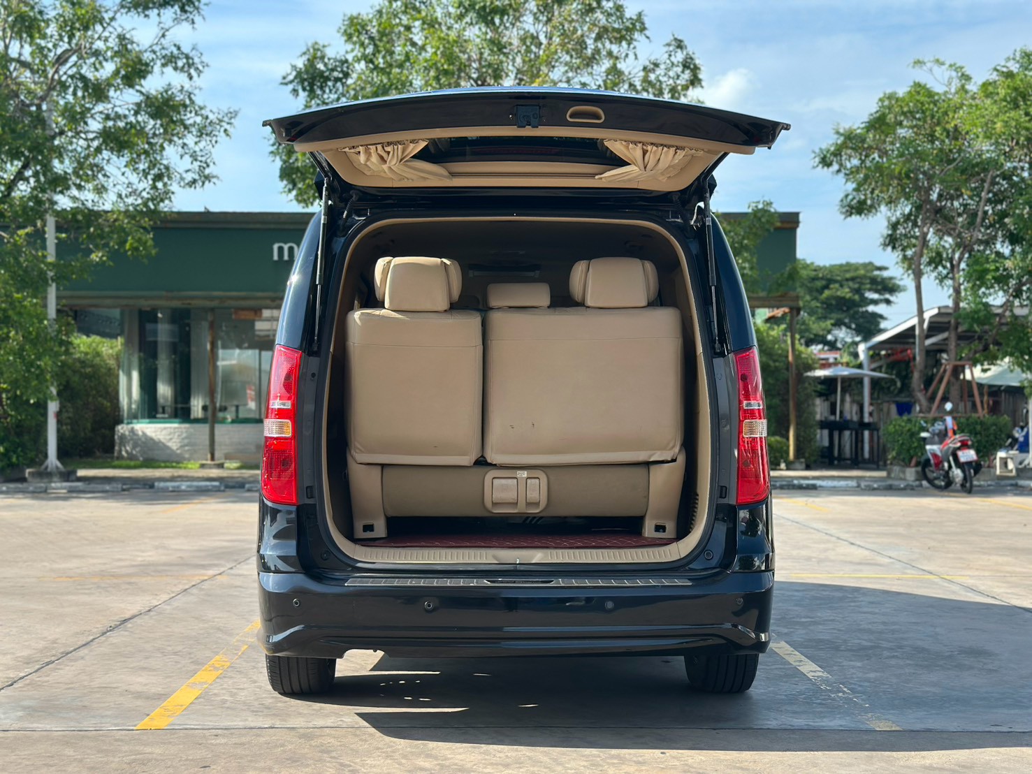 Hyundai starex premium 2.5 ปี 2017 VIP 7 ที่นั่ง รูปที่ 7