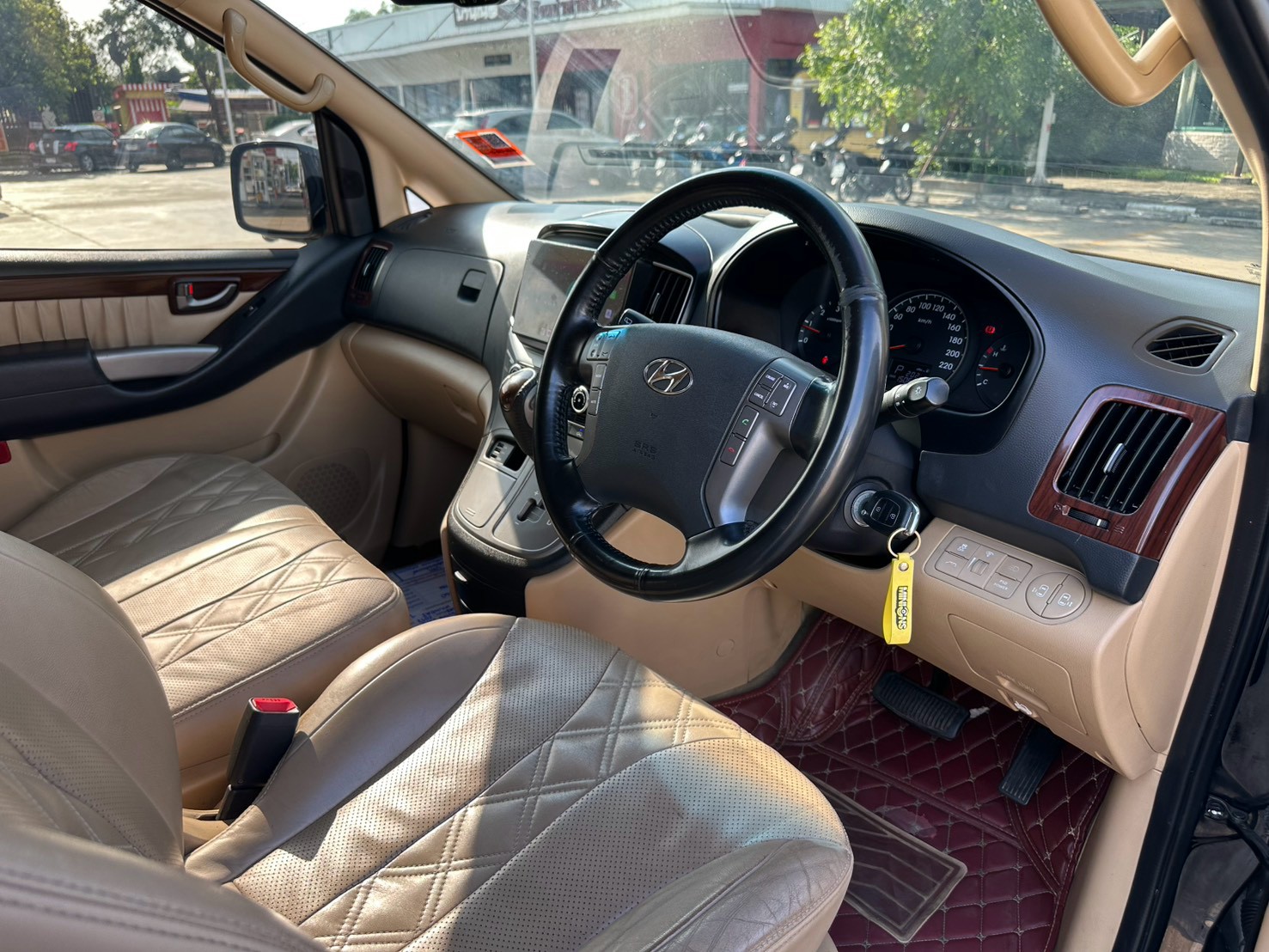 Hyundai starex premium 2.5 ปี 2017 VIP 7 ที่นั่ง รูปที่ 10