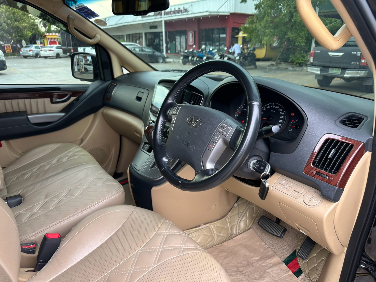 Hyundai Grand Starex 2.5 ปี 2017 จด 2018 VIP 7 ที่นั่ง รูปที่ 10