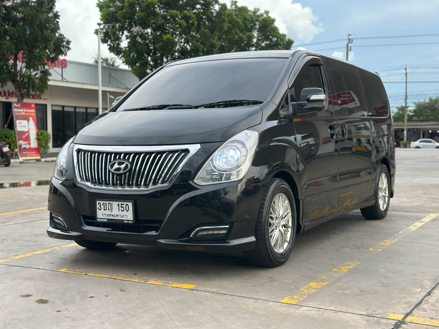 Hyundai Grand Starex 2.5 ปี 2017 จด 2018 VIP 7 ที่นั่ง รูปที่ 2