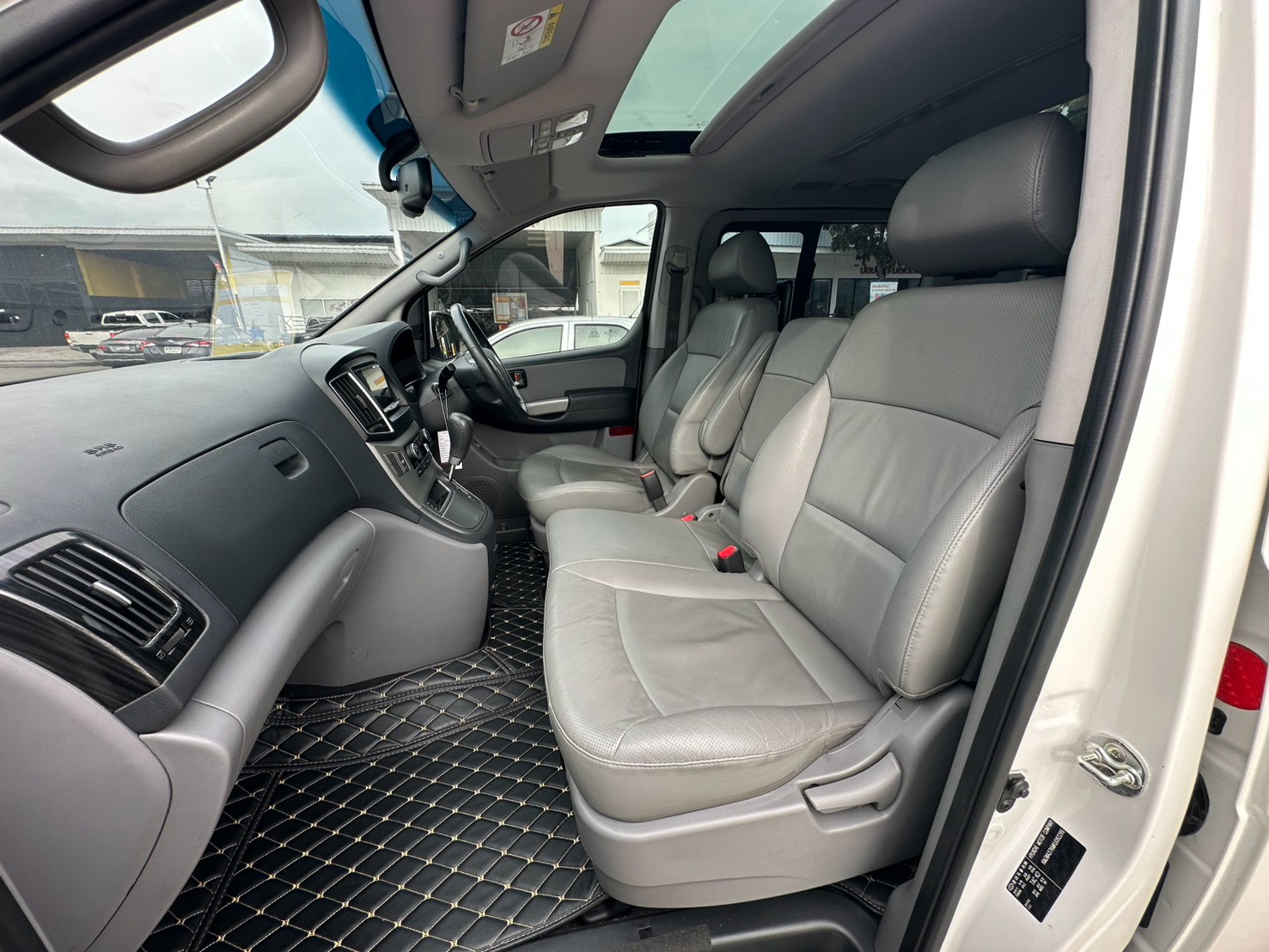 Hyundai H-1 2.5 LIMITED III ปี 2019 รูปที่ 11