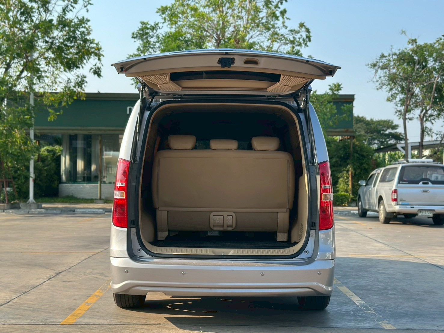 Hyundai H-1 Deluxe ปี 2018 รูปที่ 6