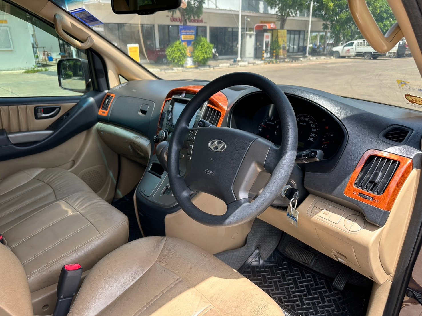 Hyundai H-1 2.5 Deluxe ปี  2014 รูปที่ 10
