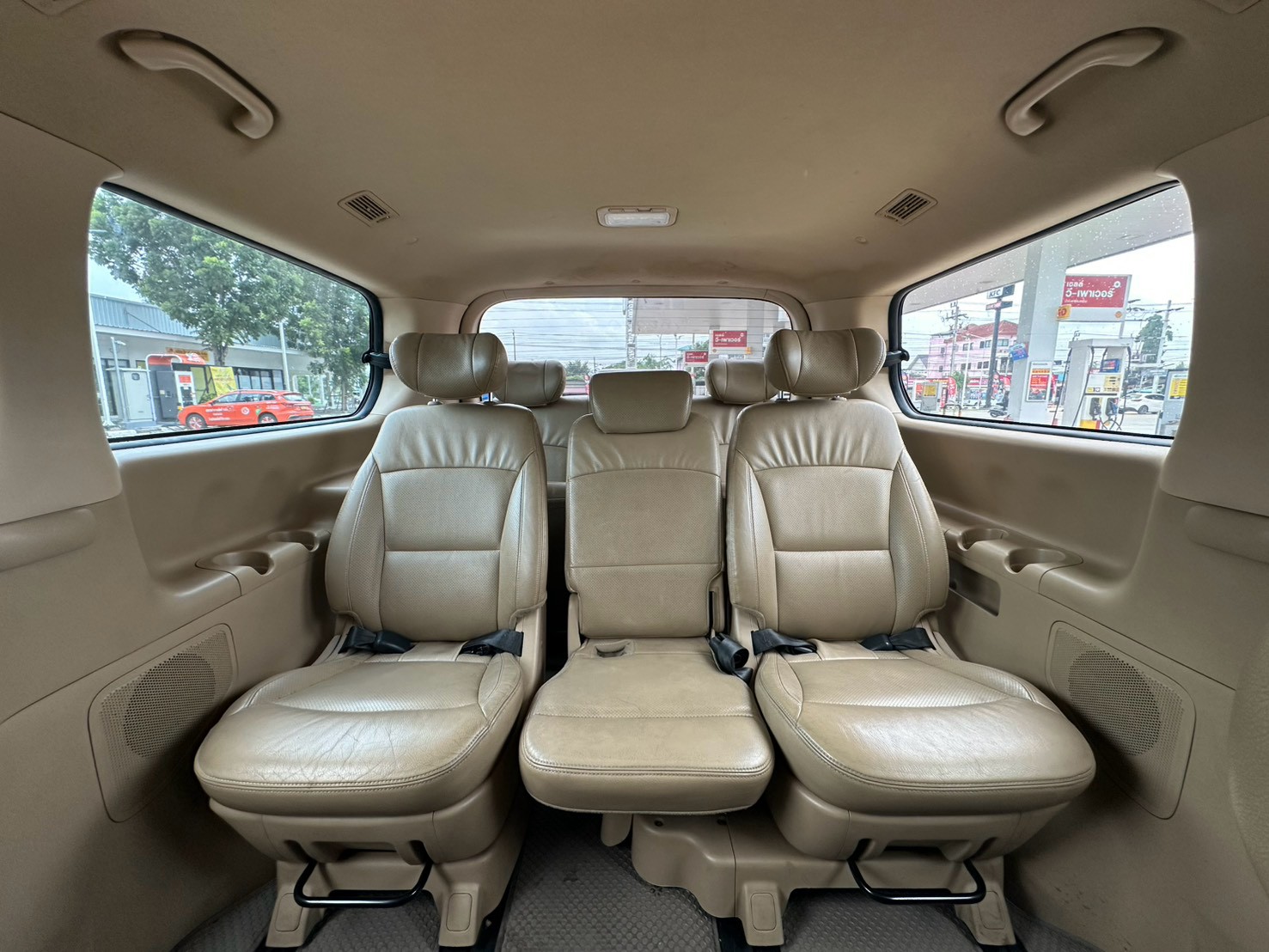 Hyundai H-1 2.5 รุ่น Deluxe ปี 2016 รูปที่ 11