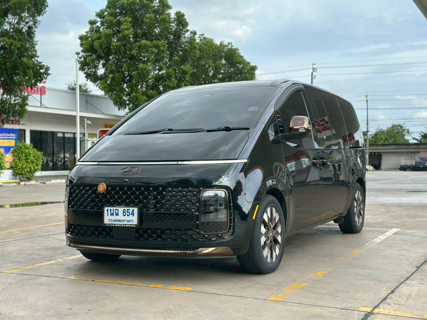 Hyundai Staria 2.2 Premium With Sunroof 2023 รูปที่ 3