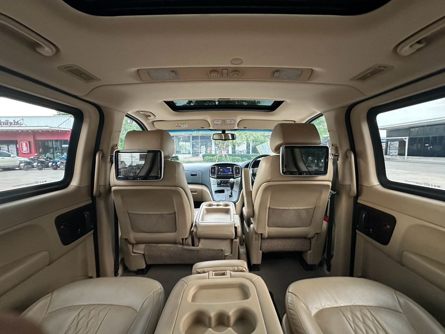 Hyundai H-1 2.5 รุ่น Impressive ปี 2021 รูปที่ 13