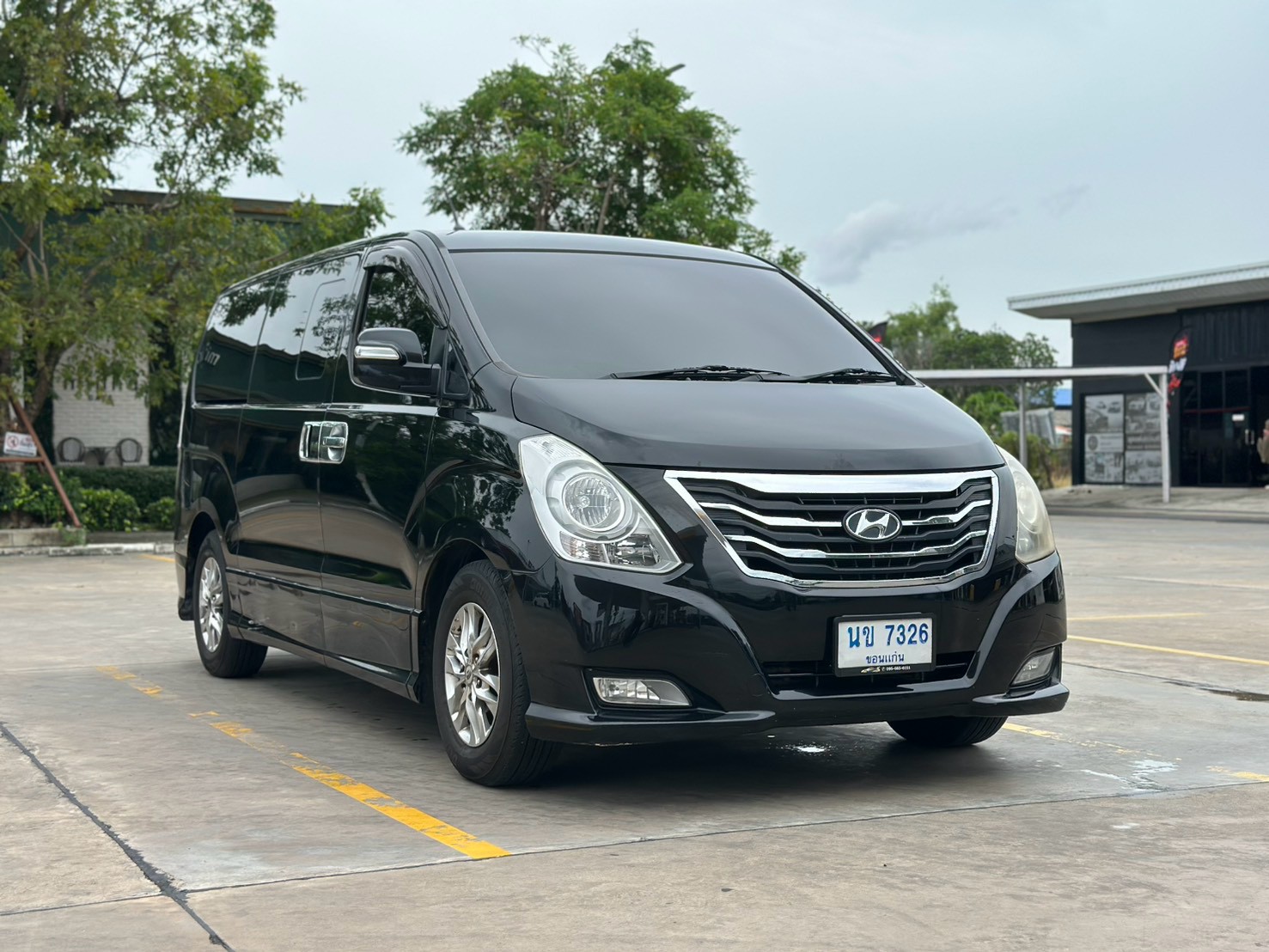 Hyundai H-1 2.5 รุ่น Deluxe ปี 2013 จด 2014 รูปที่ 3