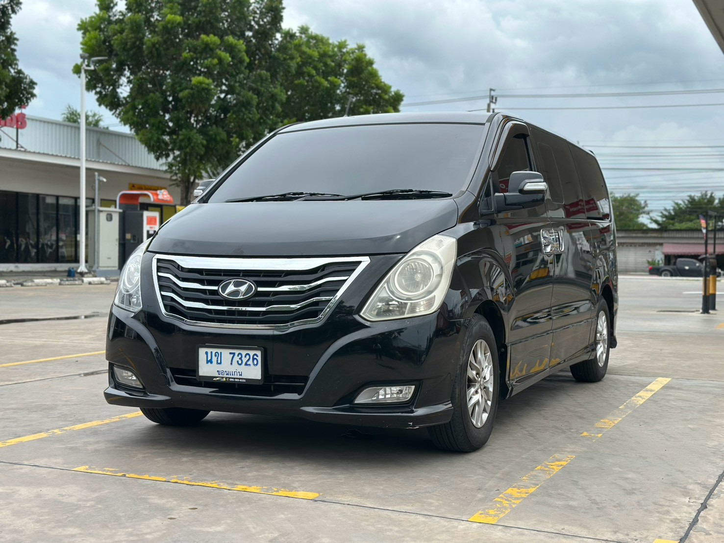 Hyundai H-1 2.5 รุ่น Deluxe ปี 2013 จด 2014 รูปที่ 2