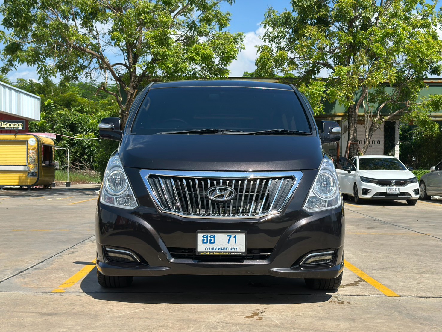 Hyundai H-1 2.5 รุ่น Deluxe ปี 2017 รูปที่ 1