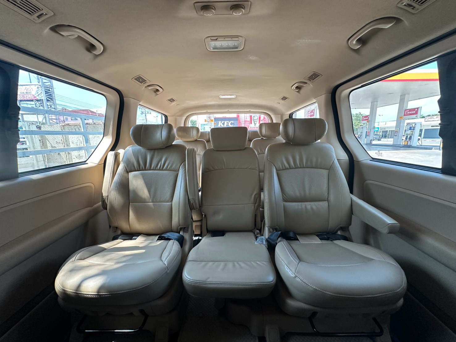 Hyundai H-1 2.5 รุ่น Deluxe ปี 2017 รูปที่ 15