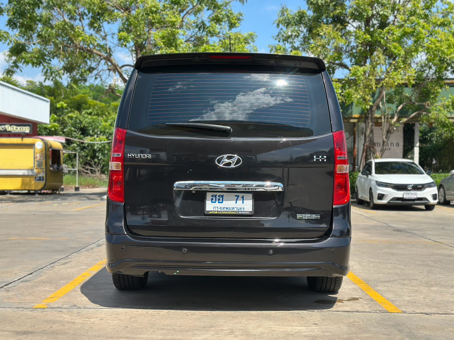 Hyundai H-1 2.5 รุ่น Deluxe ปี 2017 รูปที่ 5