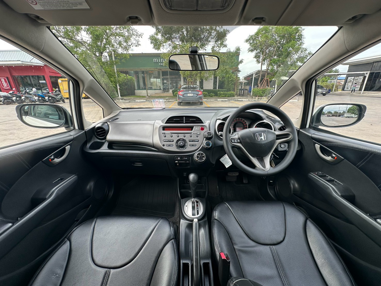 HONDA JAZZ GE 1.5 sv ปี 2013 รูปที่ 11