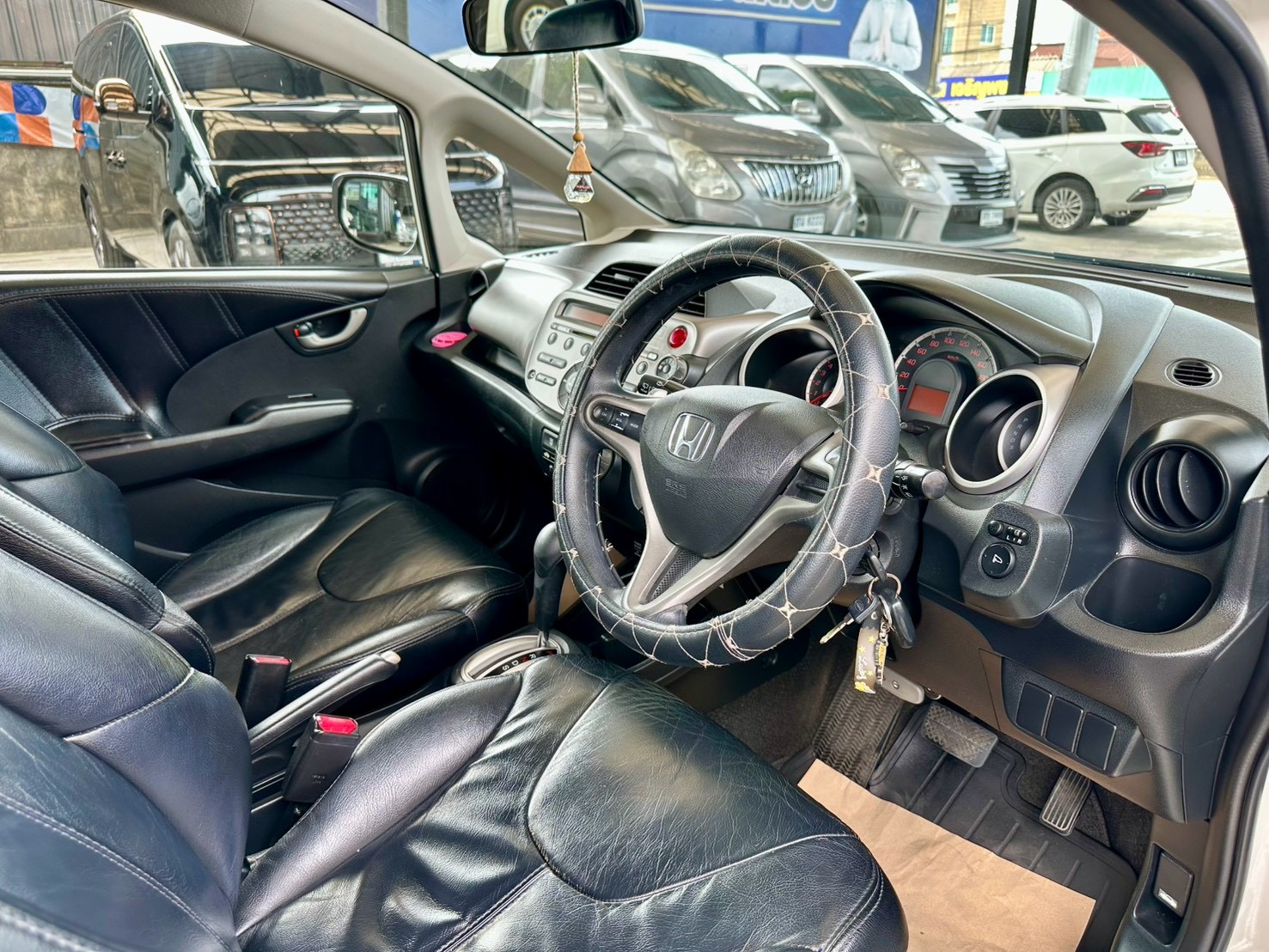  HONDA JAZZ GE 1.5 sv ปี 2013 รูปที่ 11