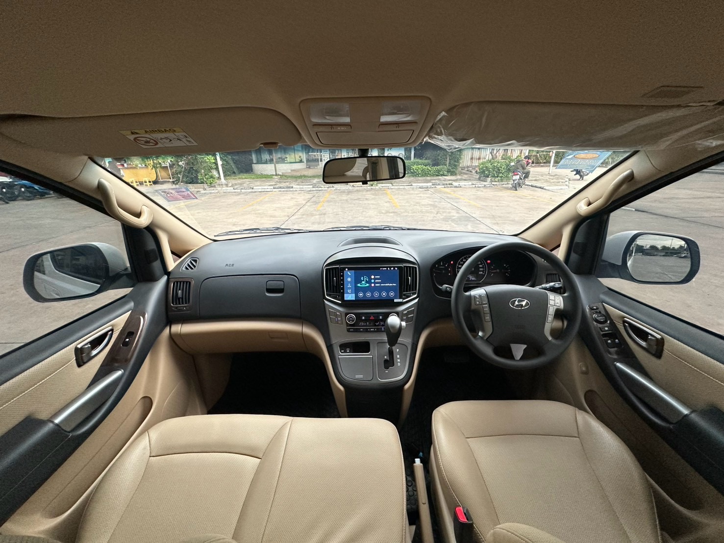  Hyundai H-1 Eilte Fe ปี  2024  รูปที่ 14