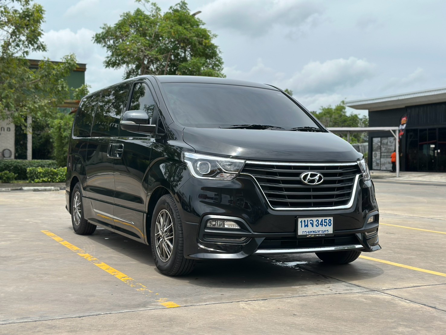 Hyundai H-1 2.5 Elite ns ปี 2022 จด 2023 รูปที่ 3