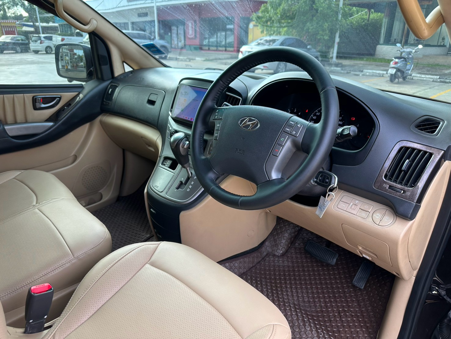 Hyundai H-1 2.5 รุ่น Deluxe ปี 2016 จด 2017   รูปที่ 10
