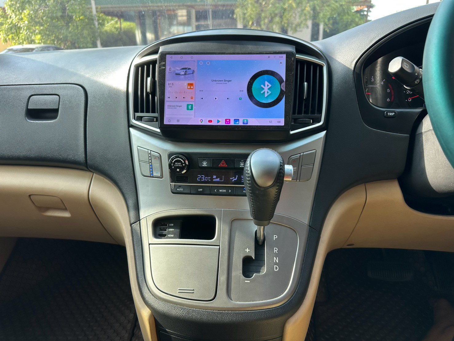 Hyundai H-1 2.5 รุ่น Deluxe ปี 2016 จด 2017   รูปที่ 12