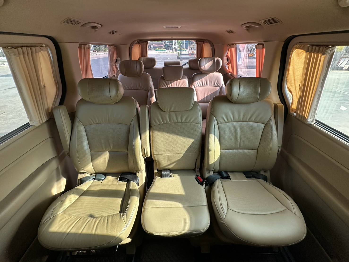 Hyundai H-1 2.5 รุ่น Deluxe ปี 2016 จด 2017   รูปที่ 14
