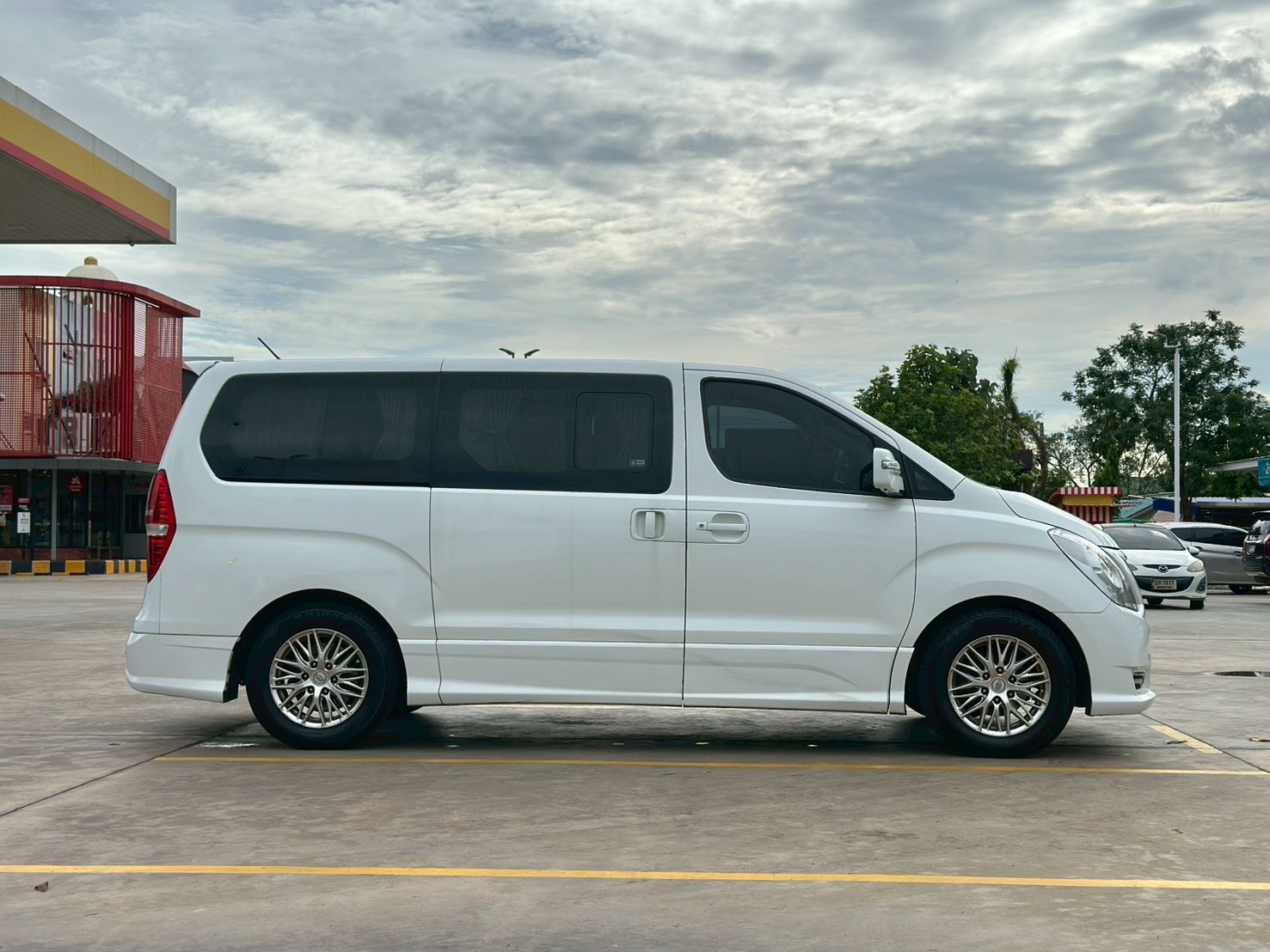 Hyundai Grand starex 2017 VIP 7 ที่นั่ง รูปที่ 5