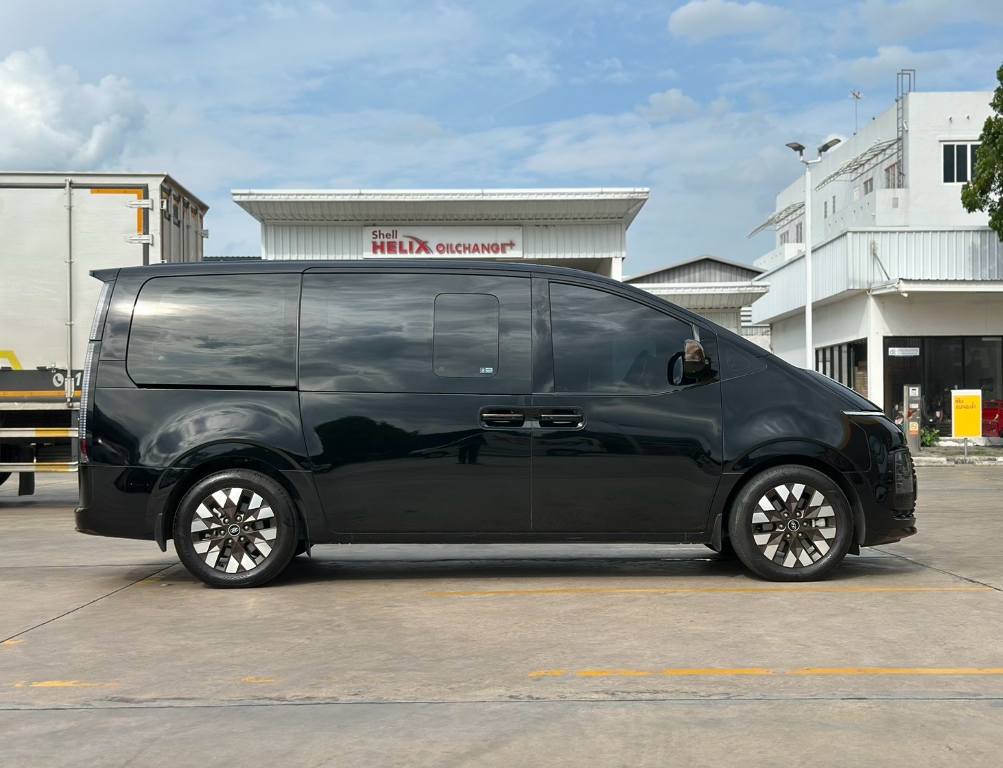 Hyundai Staria Premium ปี 2023 รูปที่ 5