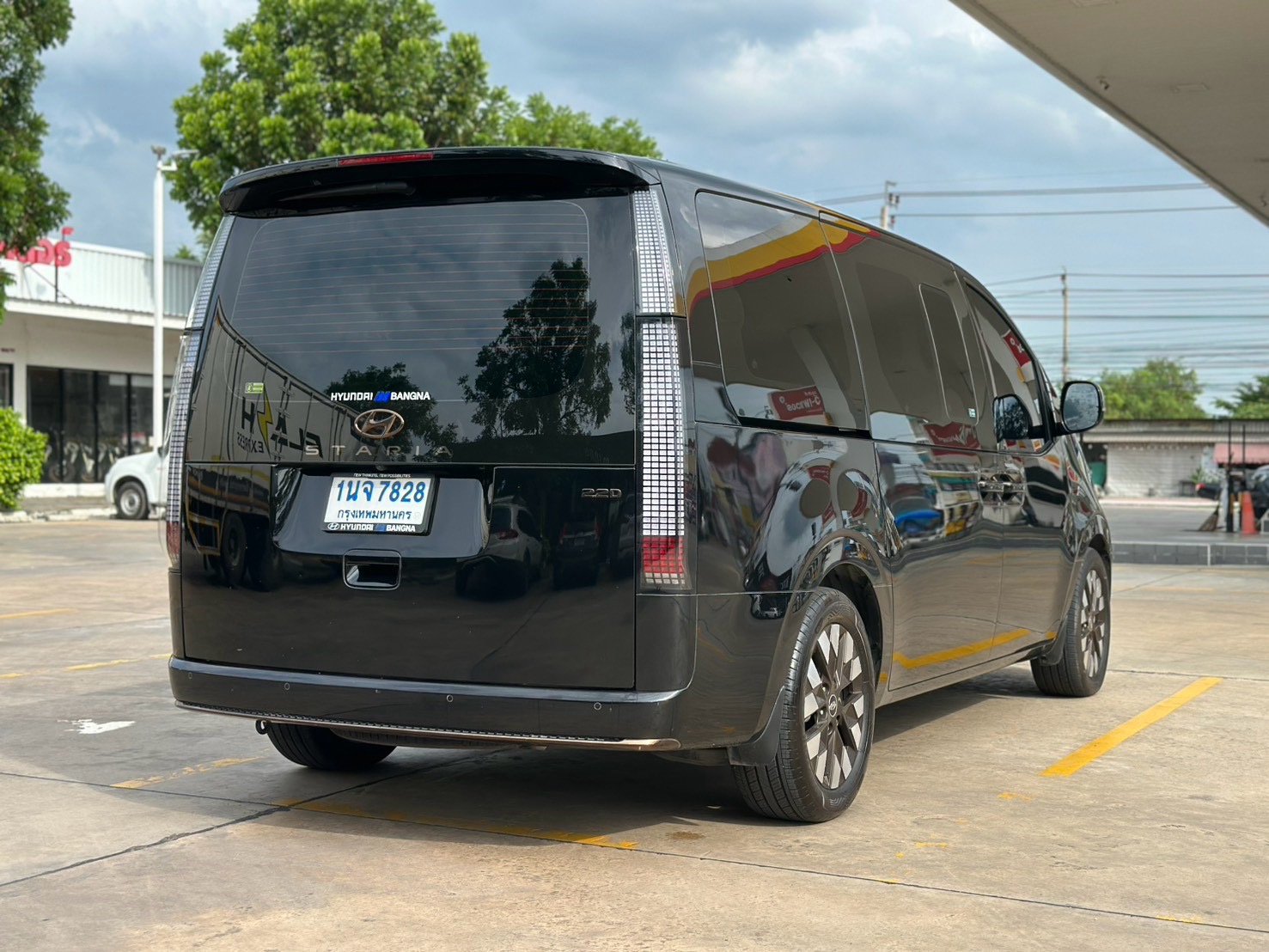 Hyundai Staria Premium ปี 2023 รูปที่ 7