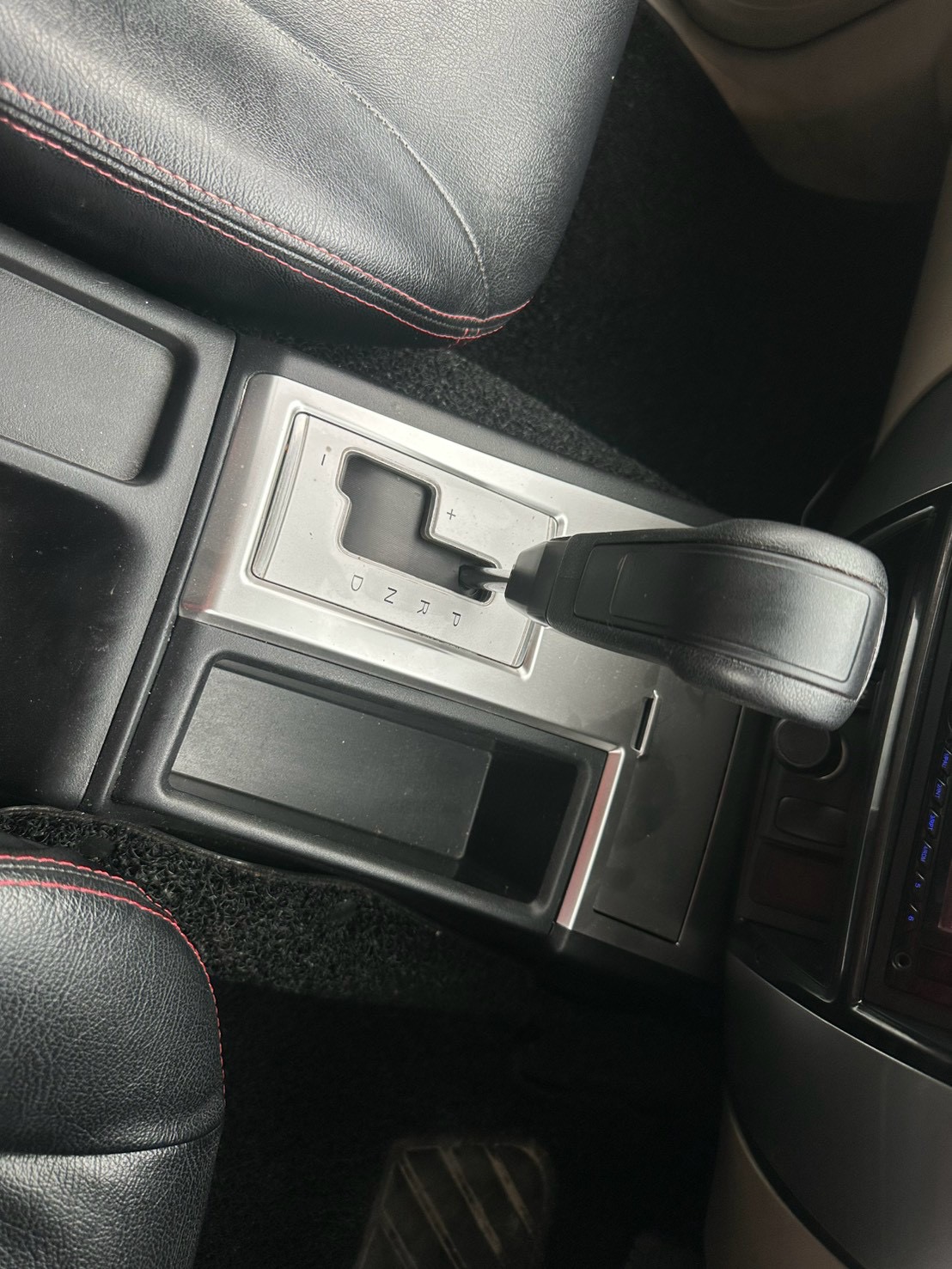 Mitsubishi Pajero Sport 2.5 ปี 2013  รูปที่ 16