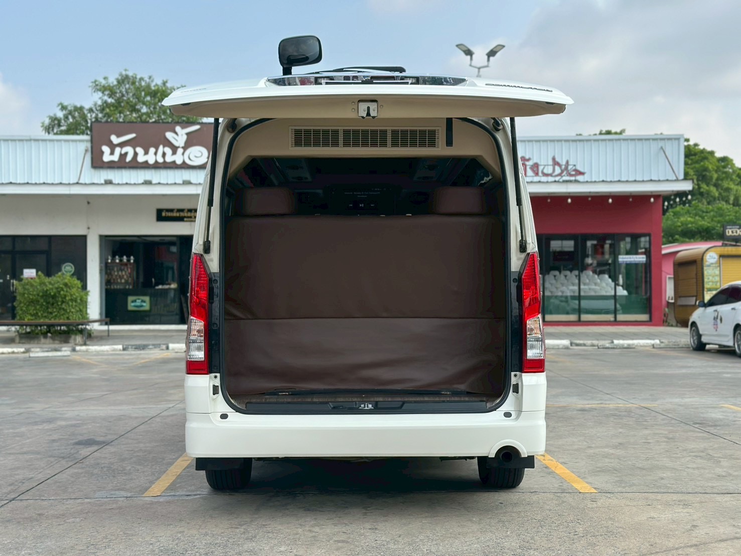 TOYOTA COMMUTER 2.8 ปี2022 รูปที่ 6