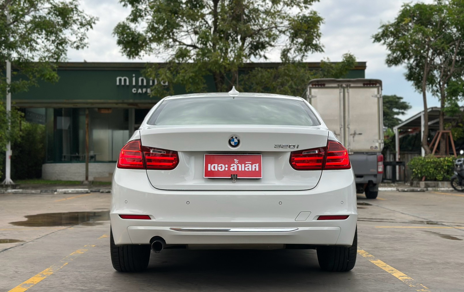 BMW 320i Luxury F30 ปี 2015 จด 2016 รูปที่ 6