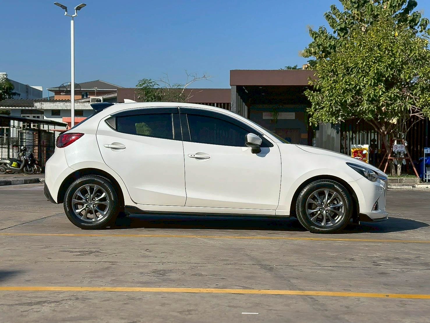 🚗MAZDA 2 Skyactiv Hiconnect 1.3 ปี 2018 รูปที่ 10
