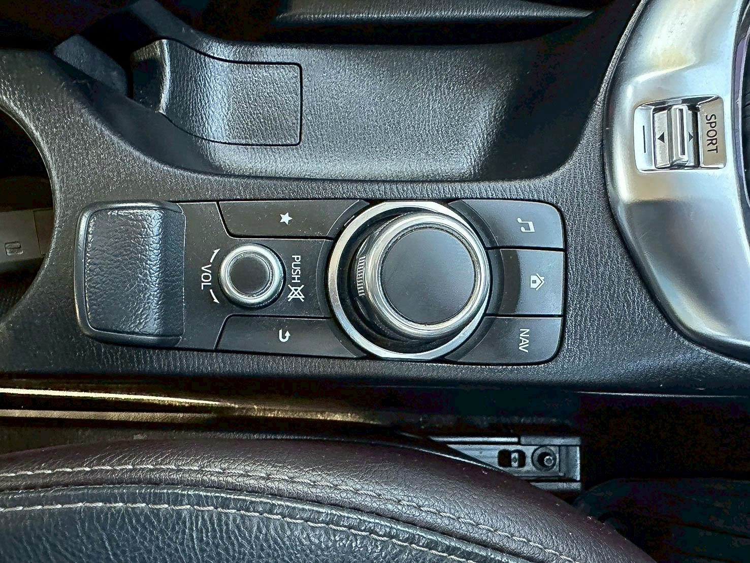 🚗MAZDA 2 Skyactiv Hiconnect 1.3 ปี 2018 รูปที่ 16